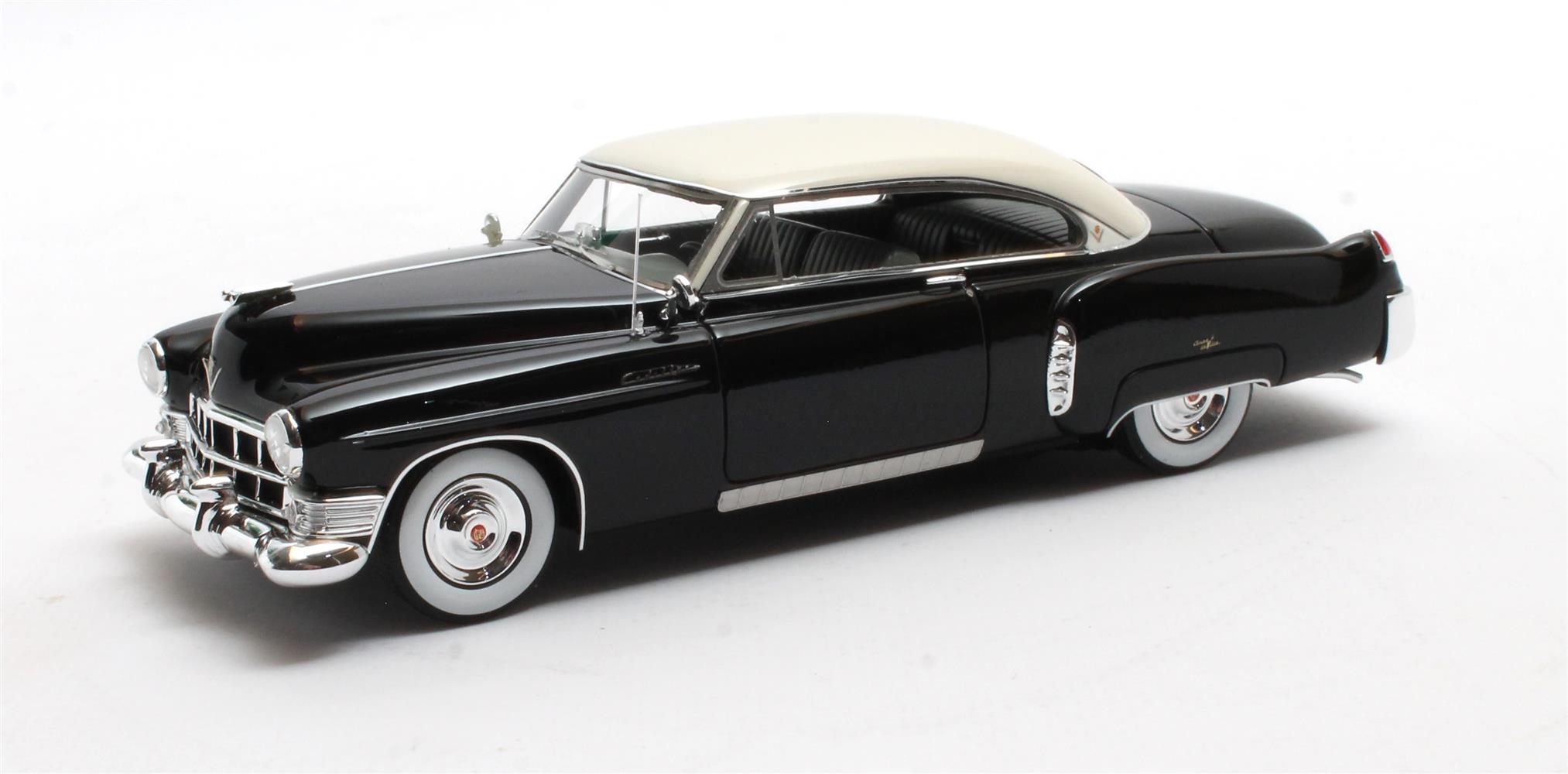 Cadillac Coupe de Ville Showcar 1949 Wit/Zwart - 1:43